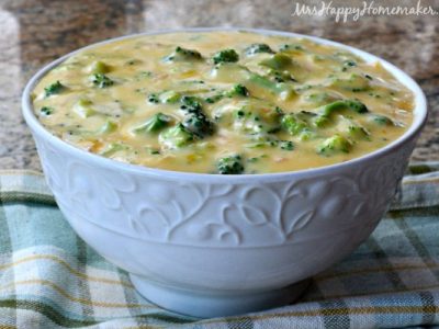 Quick & Easy 4 Ingredient Broccoli Cheese Soup