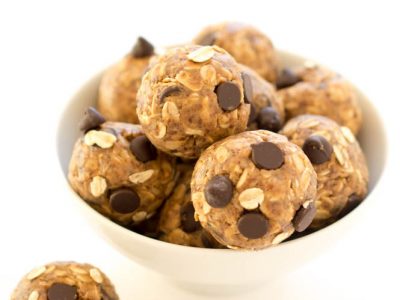 5 Ingredient Peanut Butter Energy Bites