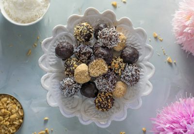 No Bake Chocolate Coconut Snack Balls