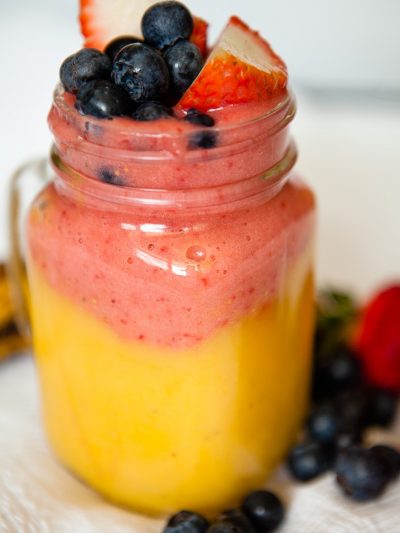 Healthy Mango Strawberry Smoothie