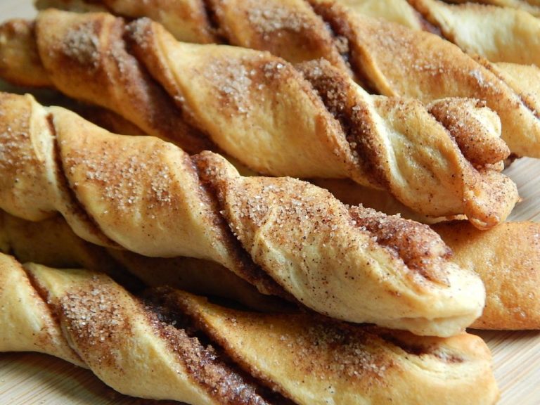 Cinnamon Sugar Twists