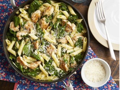 Chicken & Spinach Skillet Pasta With Lemon & Parmesan