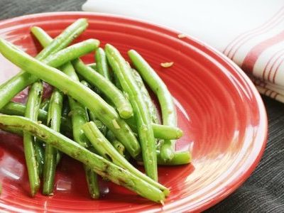 Recipe for Sautéed Green Beans With Garlic