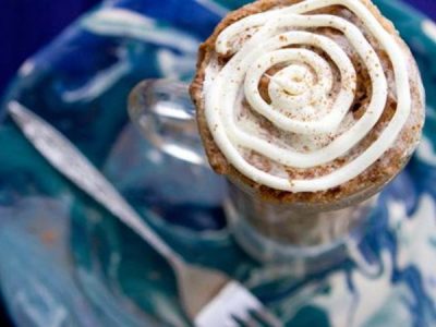 Microwave Cinnamon Roll Mug Cake