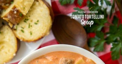 Slow Cooker Tomato Tortellini Soup