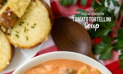 Slow Cooker Tomato Tortellini Soup