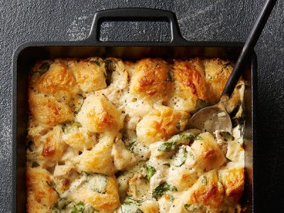 5-Ingredient Chicken Alfredo Bubble-Up Bake