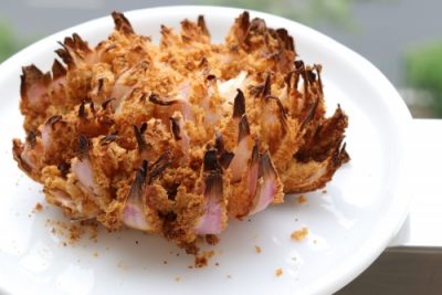 Blooming Onion – A Crispy Non Fried Snack !