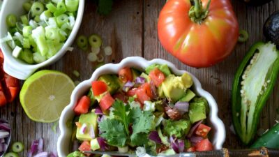 Tangy and Crunchy: Try this Delicious Citrus Salad Today!