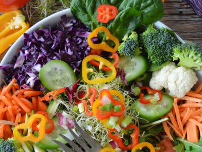 Fresh and Flavorful: The Ultimate Mediterranean Salad Recipe