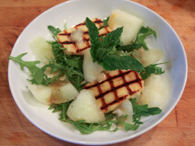 Fresh and Delicious: Try Our Mouthwatering Summer Salad Recipe!