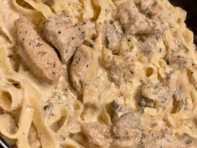 Delicious and Easy Chicken Alfredo for a Fall Night In