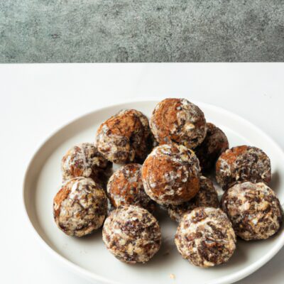 5-Minute Superfood Energy Balls: The Perfect Snack for Busy Days