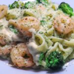 Satisfy Your Cravings with this Delicious Garlic Shrimp and Broccoli Alfredo Recipe